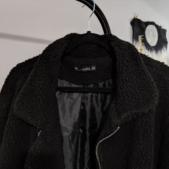 Black Teddy jacket - Picture 2 of 6